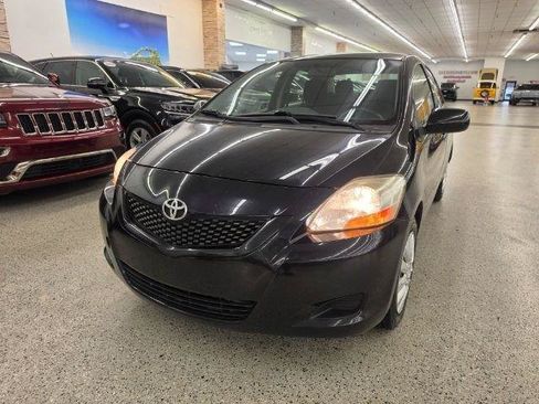 Used 2012 Toyota Yaris Sedan FWD image 2