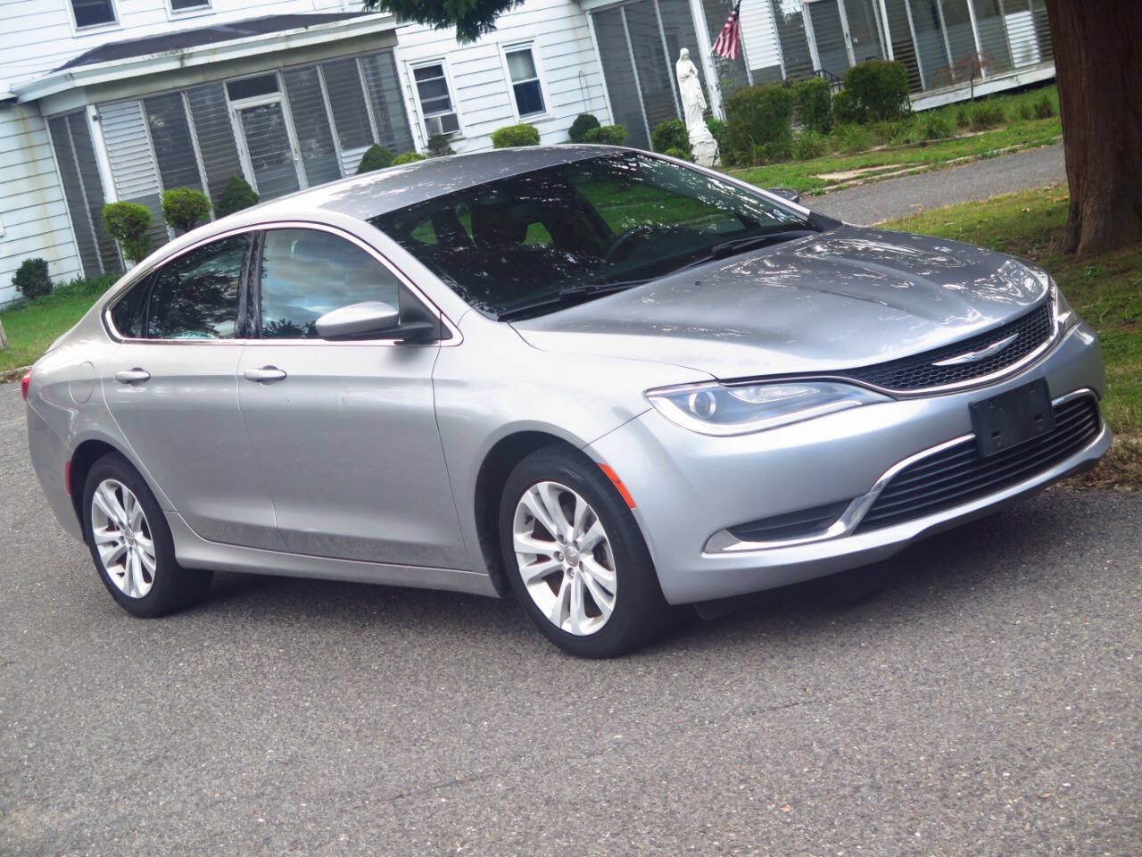 Used 2015 Chrysler 200 Limited w/ Convenience Group FWD image 36