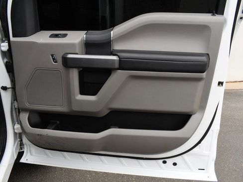 Used 2022 Ford F350 XLT w/ XLT Value Package image 23