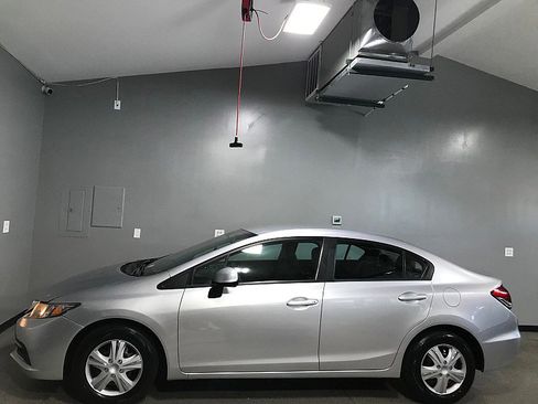 Used 2013 Honda Civic LX image 6