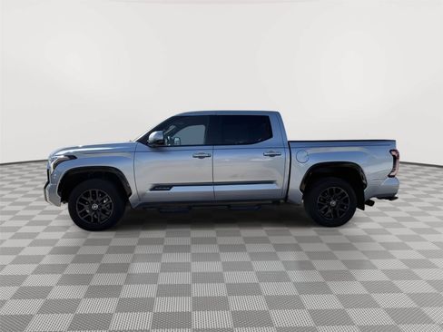 Used 2024 Toyota Tundra Platinum AWD/4WD image 2