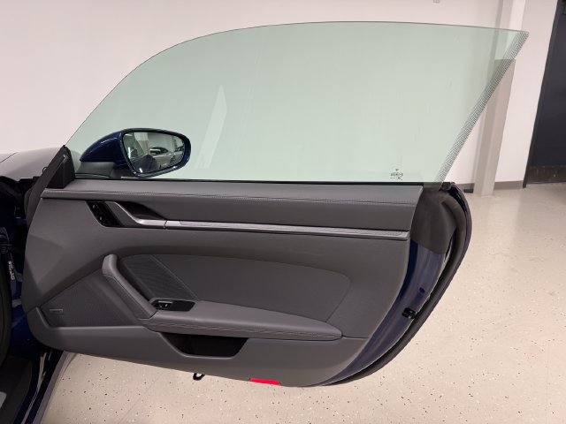 Certified 2020 Porsche 911 Carrera RWD image 31
