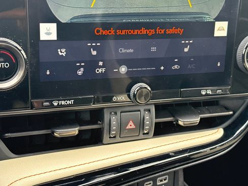 Used 2022 Lexus NX 350 AWD image 17