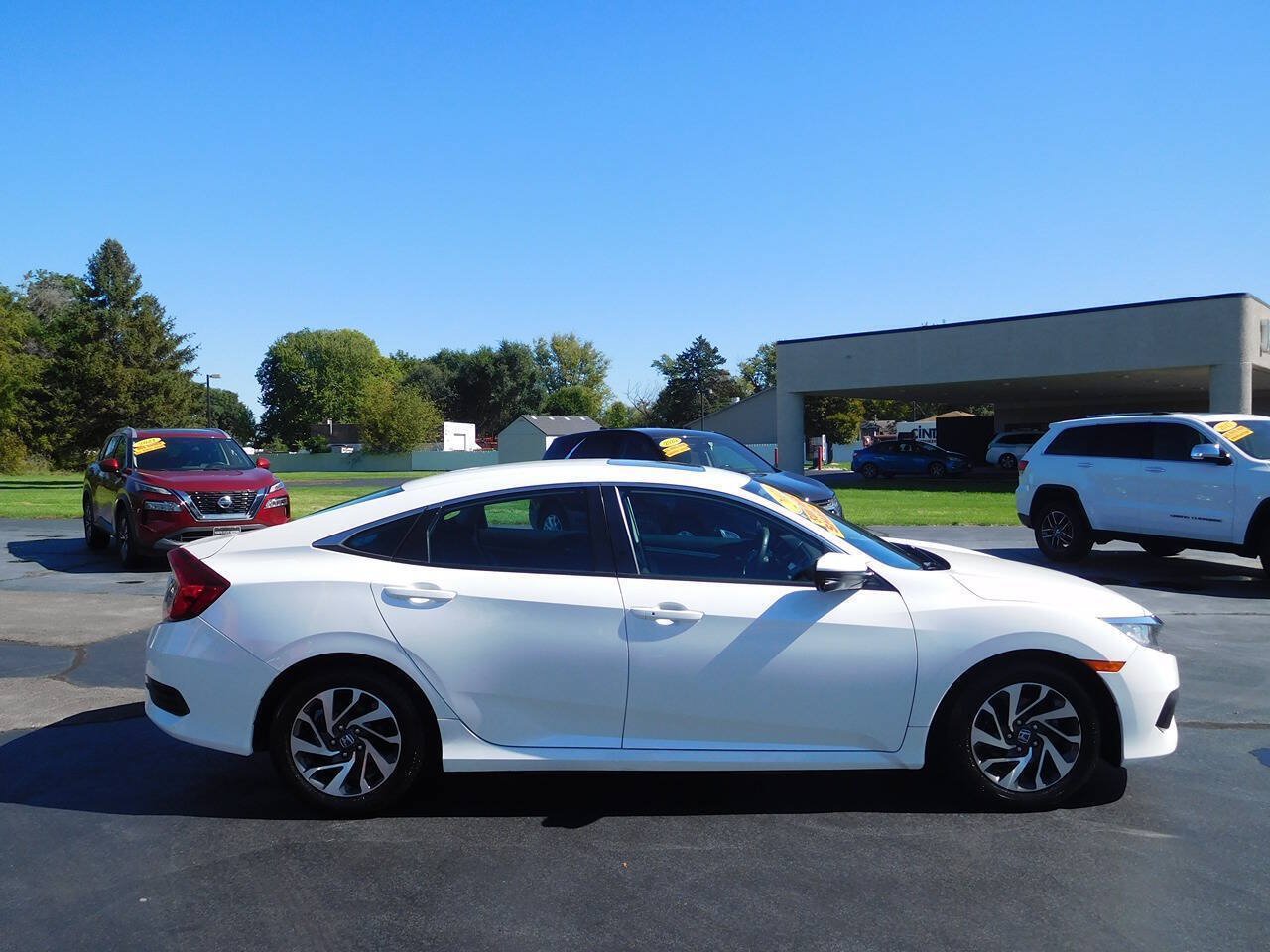 Used 2016 Honda Civic EX image 2