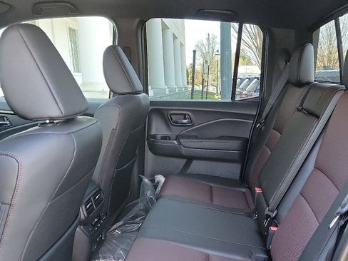 New 2026 Honda Ridgeline Black Edition image 7