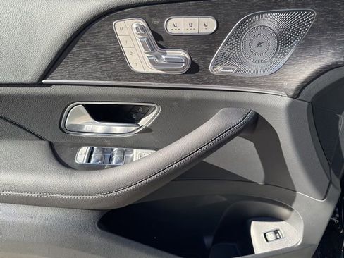 New 2026 Mercedes-Benz GLS 450 4MATIC image 21