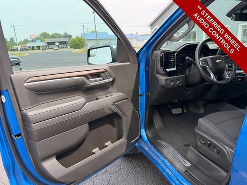 Used 2023 Chevrolet Silverado 1500 LT w/ Protection Package AWD/4WD image 16