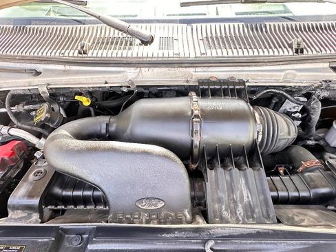 Used 2014 Ford E-250 and Econoline 250 w/ Commercial Cargo Van Package RWD image 14