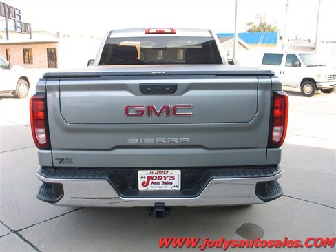 Used 2024 GMC Sierra 1500 Pro w/ Pro Value Package AWD/4WD image 32