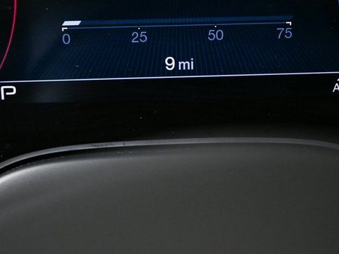 New 2025 Maserati Grecale Modena image 12