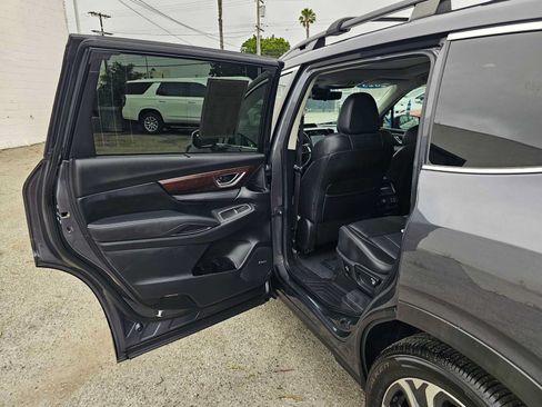 Used 2023 Subaru Ascent Touring AWD/4WD image 17