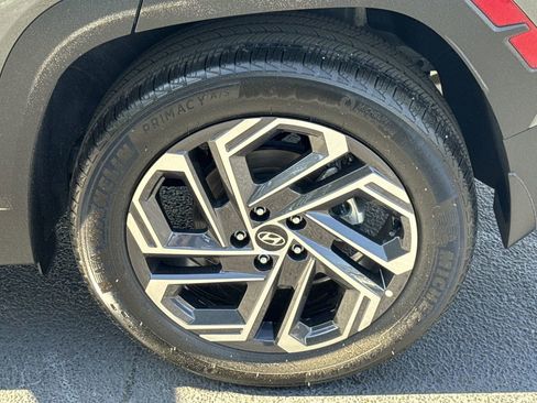 Used 2025 Hyundai Tucson Limited AWD/4WD image 19