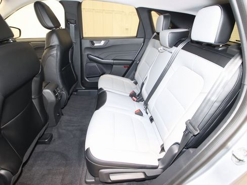 Certified 2024 Ford Escape SE image 48