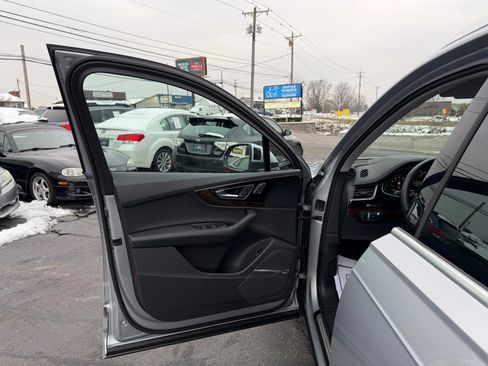 Used 2018 Audi Q7 3.0T Prestige image 43