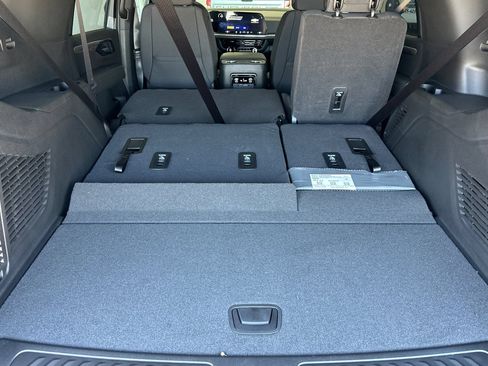 New 2026 Chevrolet Tahoe LS AWD/4WD image 17