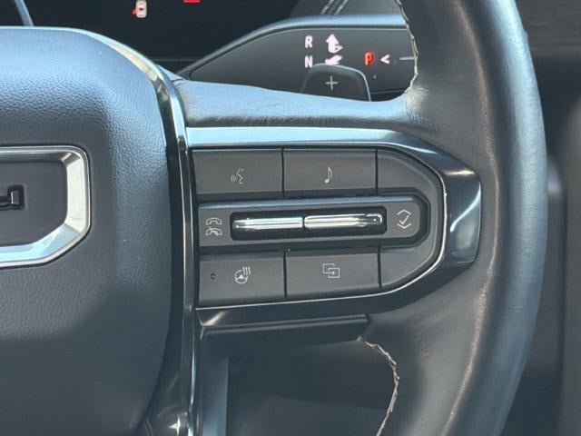 Used 2025 GMC Yukon Denali Ultimate AWD/4WD image 33