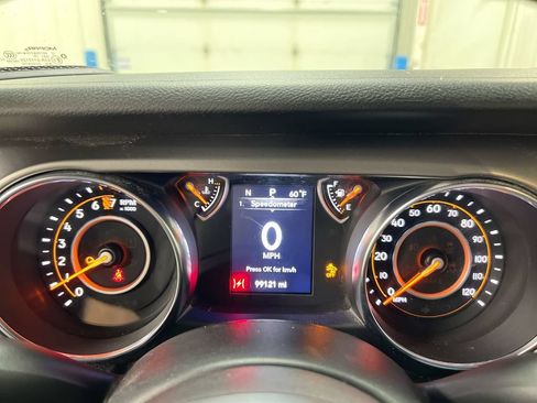 Used 2020 Jeep Gladiator Sport w/ Quick Order Package 24S AWD/4WD image 11
