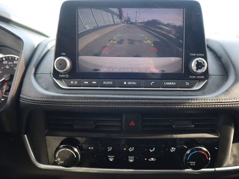 Certified 2025 Nissan Rogue S AWD/4WD image 22