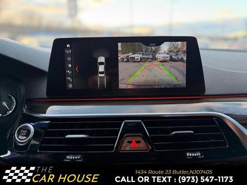 Used 2018 BMW 530e xDrive w/ M Sport Package 2 image 33