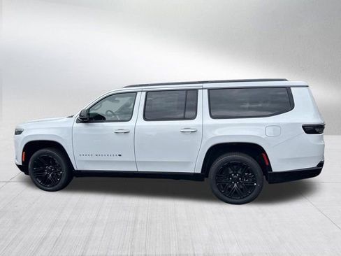 New 2026 Jeep Grand Wagoneer L Limited AWD/4WD image 8