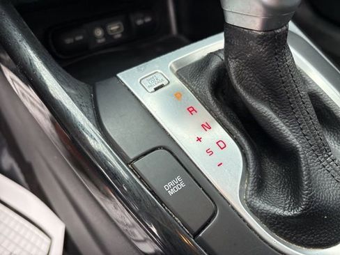 Used 2019 Kia Forte S image 27