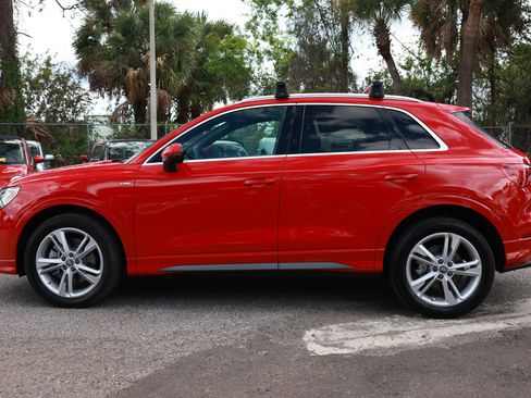 Used 2020 Audi Q3 2.0T Premium Plus w/ Premium Plus Package AWD/4WD image 4