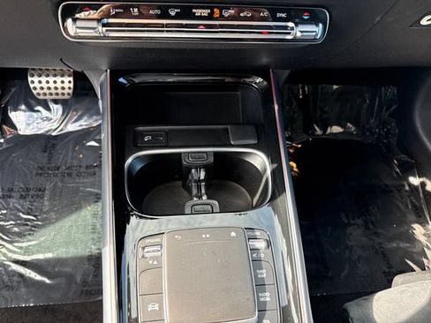Used 2022 Mercedes-Benz GLB 250 4MATIC image 22