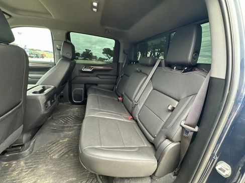 Used 2022 Chevrolet Silverado 1500 LT Trail Boss w/ LT Trail Boss Premium Package AWD/4WD image 19