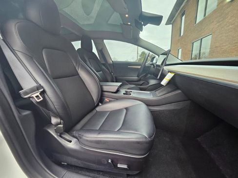 Used 2022 Tesla Model 3 image 49