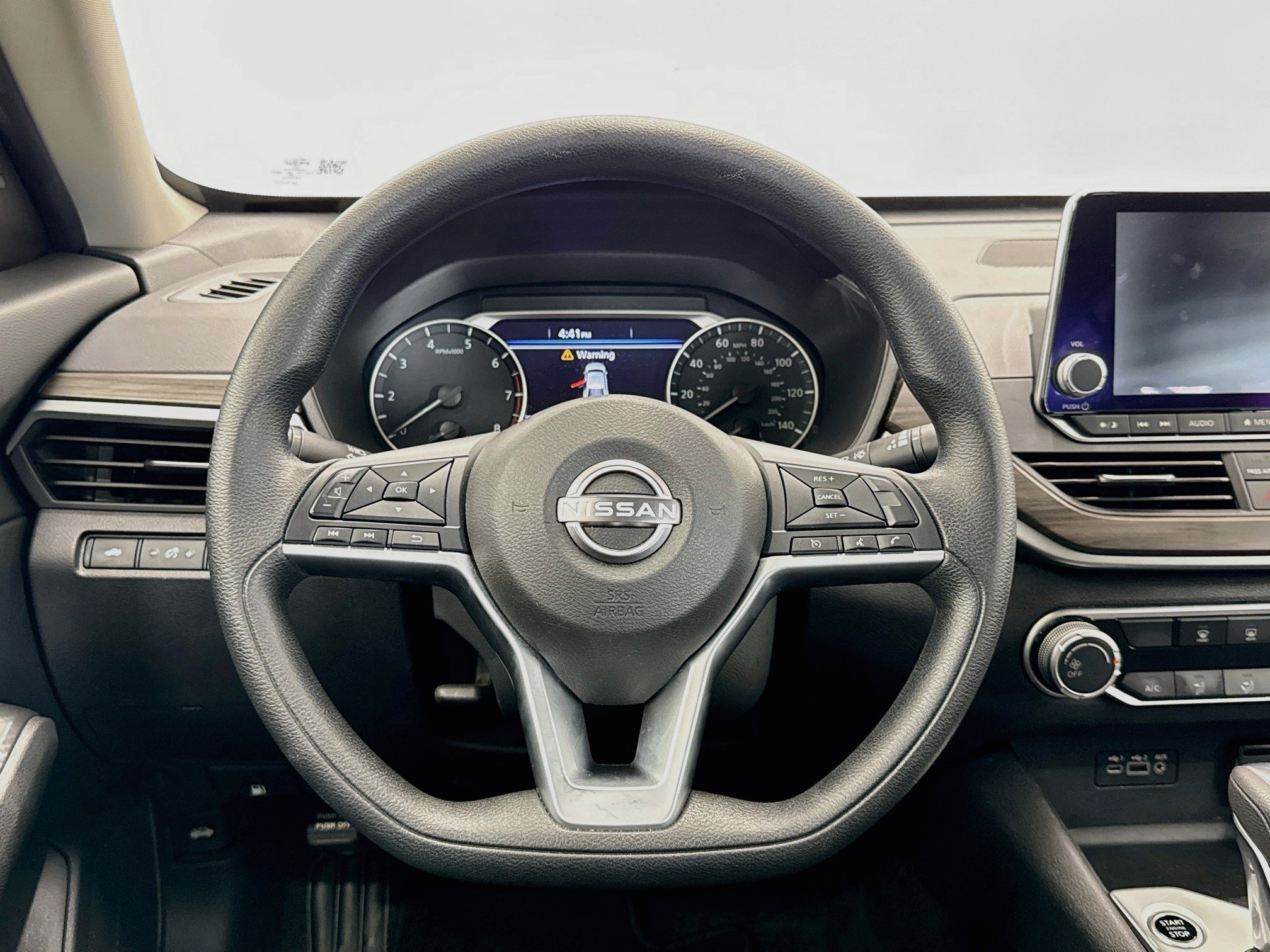Used 2025 Nissan Altima 2.5 SV FWD image 18
