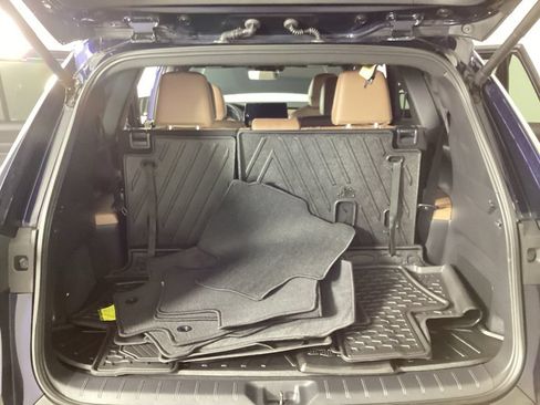 Used 2025 Toyota Grand Highlander AWD Hybrid image 27
