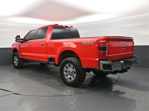 Used 2024 Ford F250 Lariat w/ Chrome Package image 6
