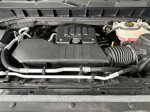 Used 2023 Chevrolet Silverado 1500 LT AWD/4WD image 32