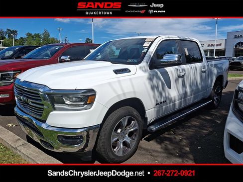 Used 2023 RAM 1500 Laramie AWD/4WD image 1