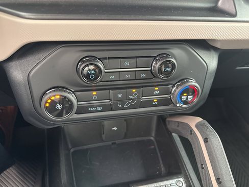 Used 2022 Ford Bronco Big Bend image 23