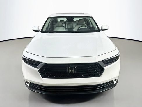 Used 2024 Honda Accord EX image 2