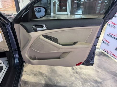 Used 2015 Kia Optima LX FWD image 48