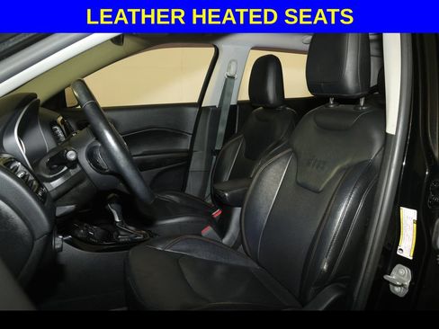 Used 2018 Jeep Compass Limited w/ Navigation Group AWD/4WD image 3