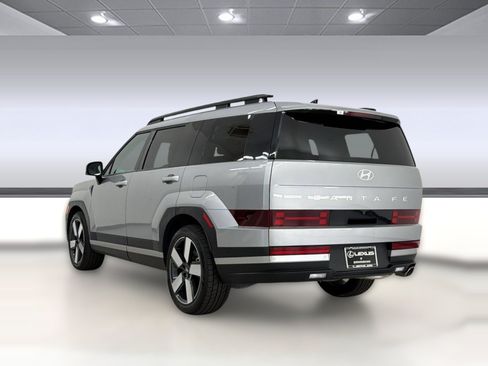 Used 2024 Hyundai Santa Fe Limited FWD image 3