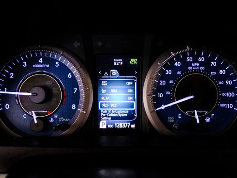 Used 2019 Toyota Sienna XLE w/ XLE Navigation Package image 19