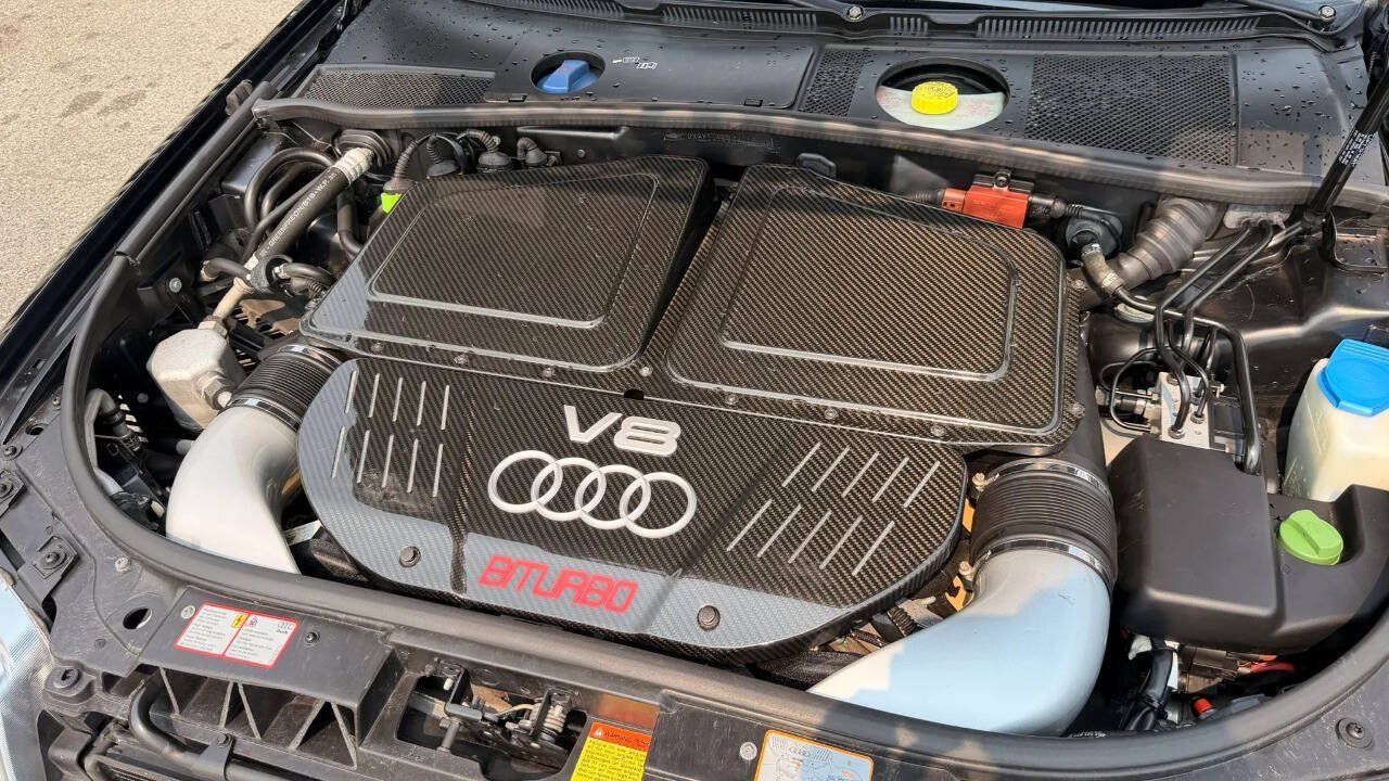 Used 2003 Audi RS 6 AWD/4WD image 32