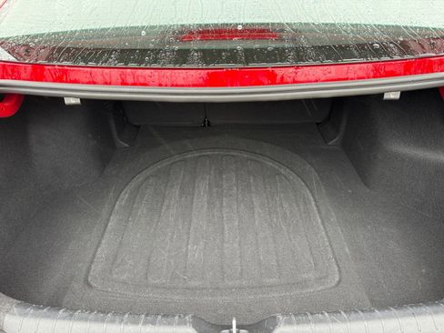 Used 2025 Kia K4 LXS image 32