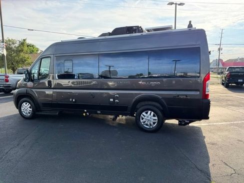 Used 2021 RAM ProMaster 3500 w/ Convenience Group FWD image 4