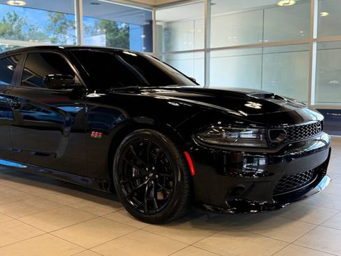 Used 2022 Dodge Charger Scat Pack w/ Dynamics Package RWD image 5