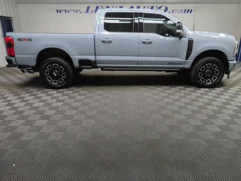 Used 2026 Ford F250 Platinum AWD/4WD image 2