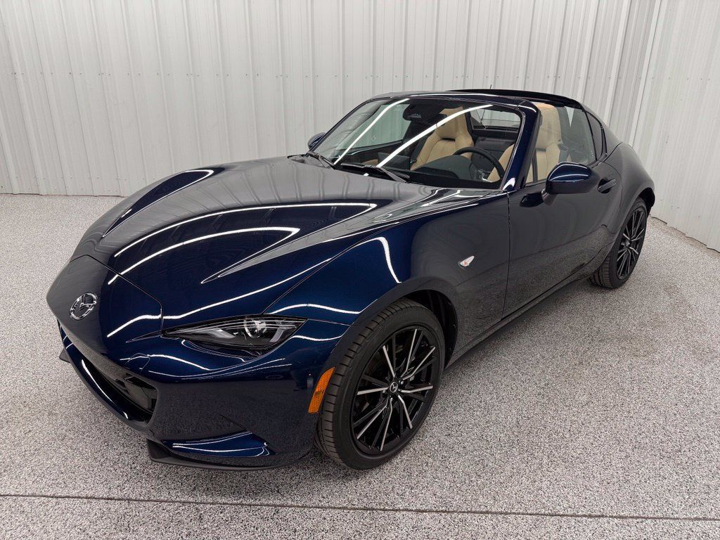 Used 2026 MAZDA MX-5 Miata RF Grand Touring RWD image 8
