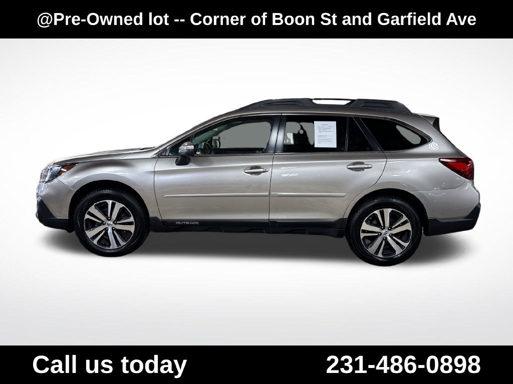 Used 2018 Subaru Outback 2.5i Limited AWD/4WD image 2