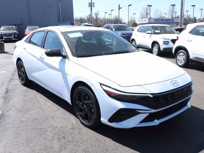 New 2026 Hyundai Elantra SEL Sport