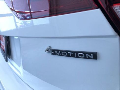 Used 2024 Volkswagen Tiguan S image 15
