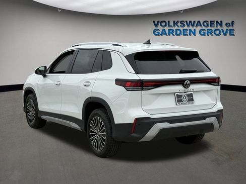 New 2025 Volkswagen Tiguan S image 7